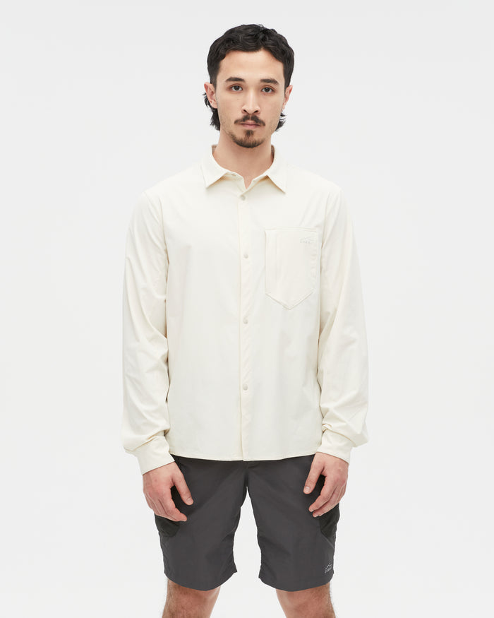 Kelly wearing the Beachwood shirt, size L