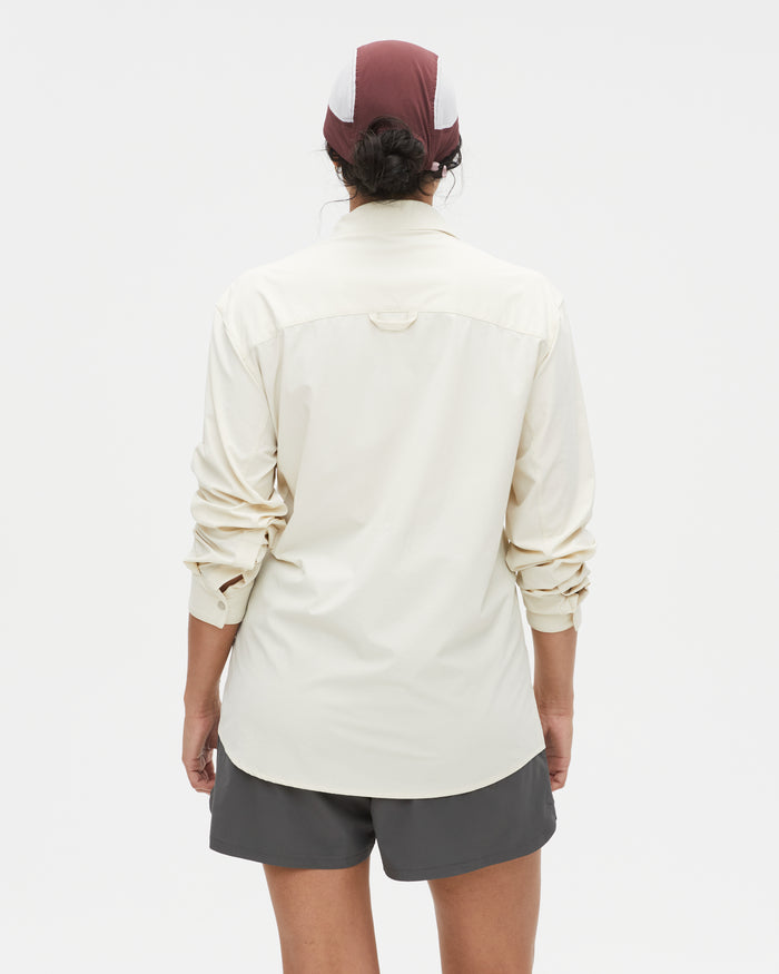 Alejandra wearing the Beachwood shirt, size M