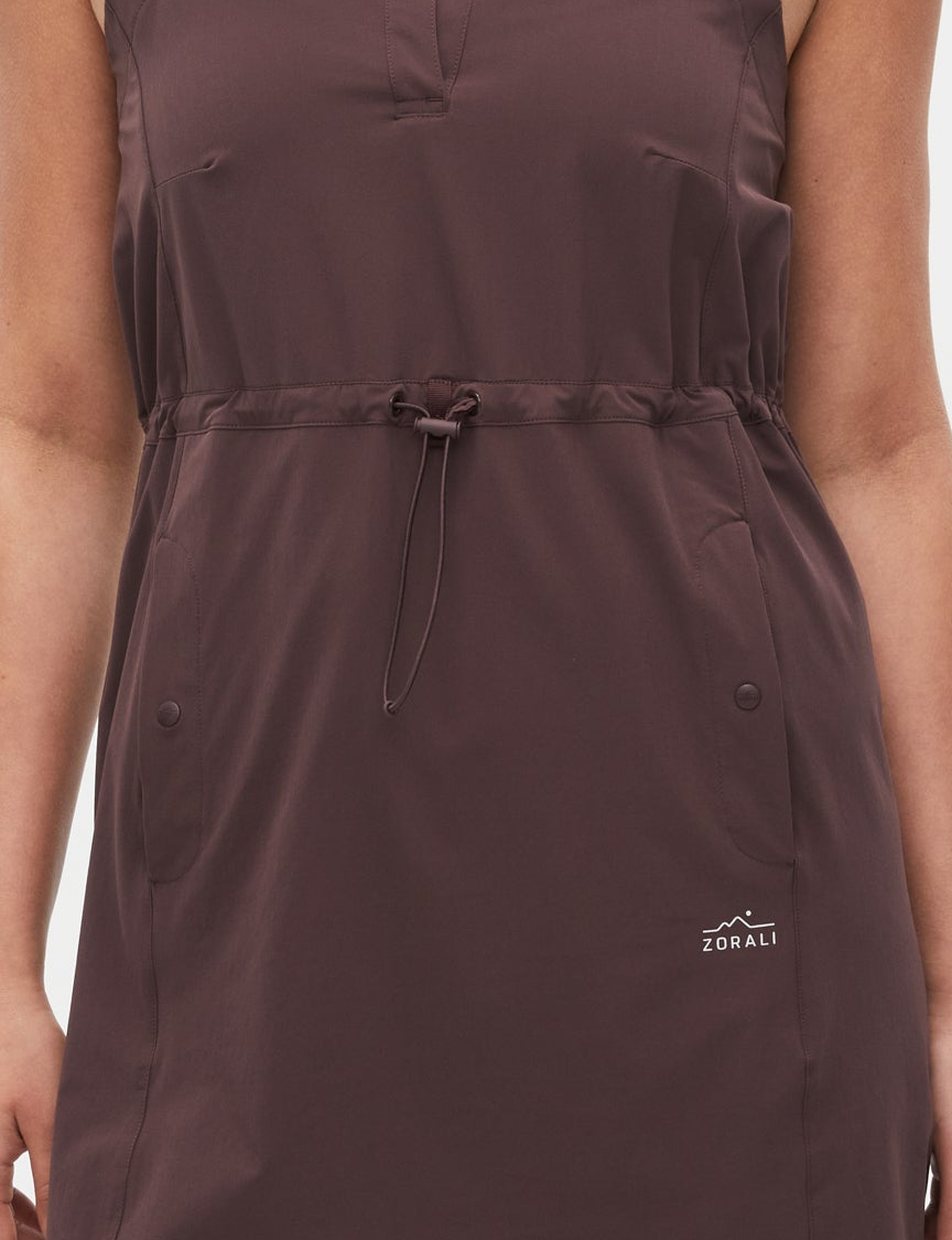 Snap pockets + waist cord on the Cacao Daylight™ Motion Dress