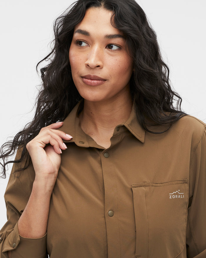 Alejandra wearing the Teak shirt, size M