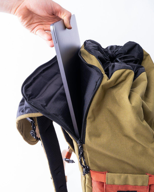 Zorali Escapade Backpack Free Hike Bottle With Purchase