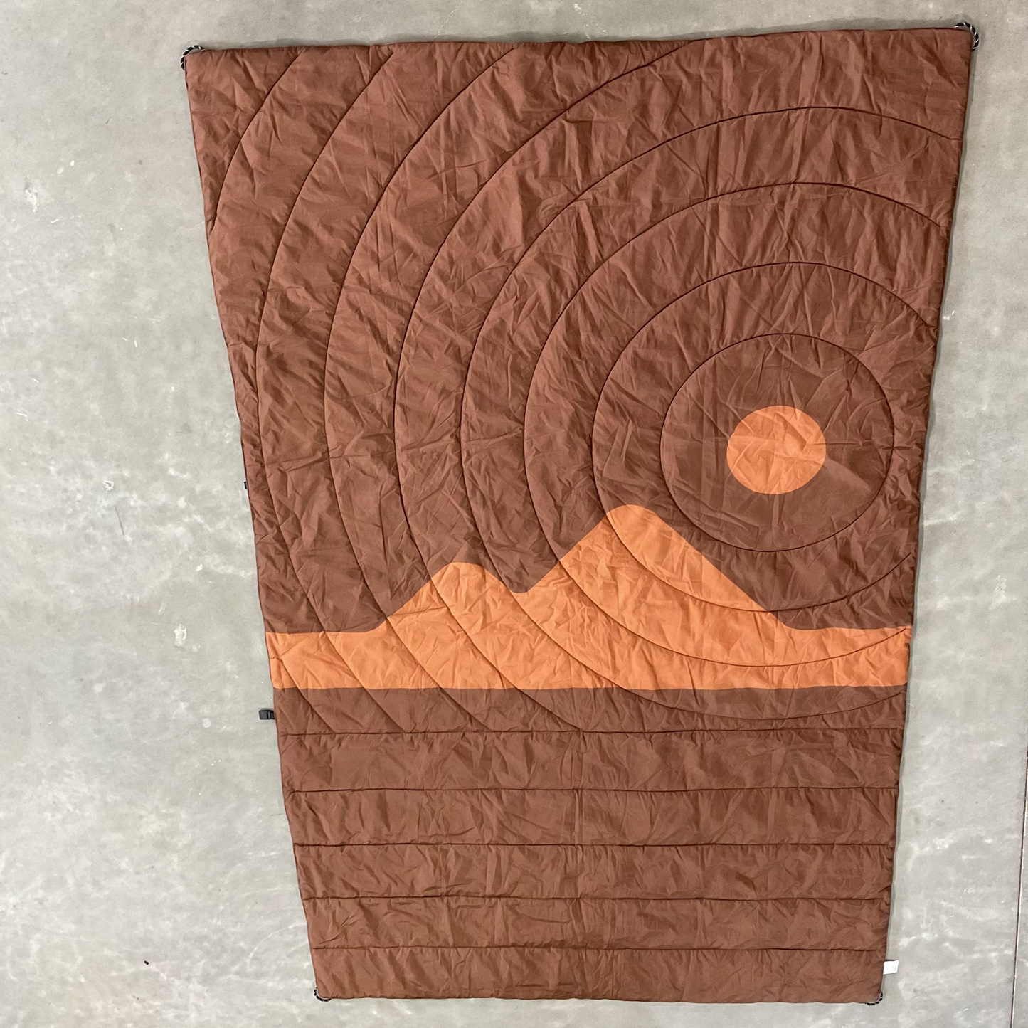 Impeccably Imperfect Quilted Camp Blanket - Excellent