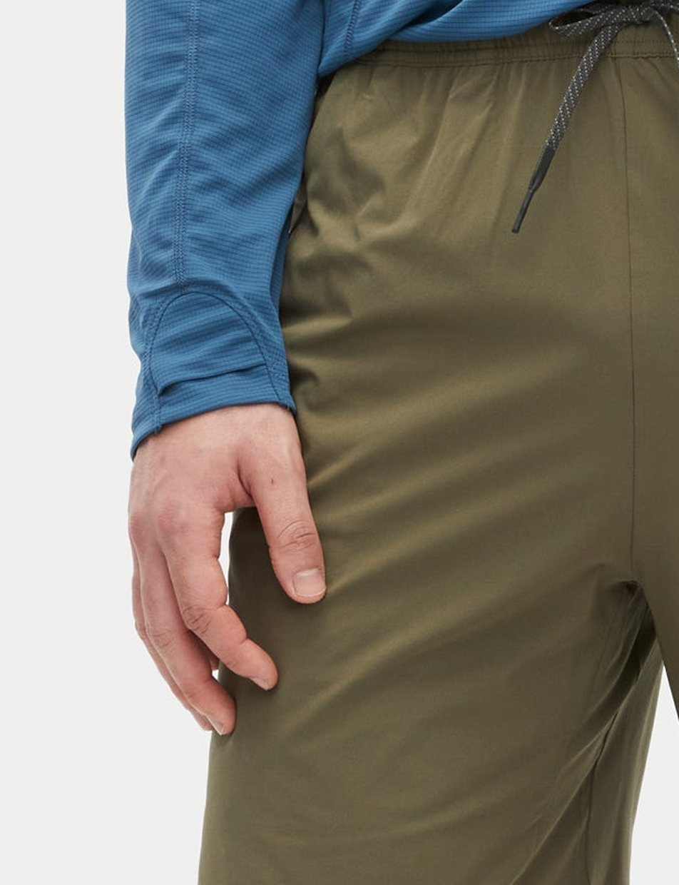 Coin pocket on the Ivy Green Daylight™ Shorts