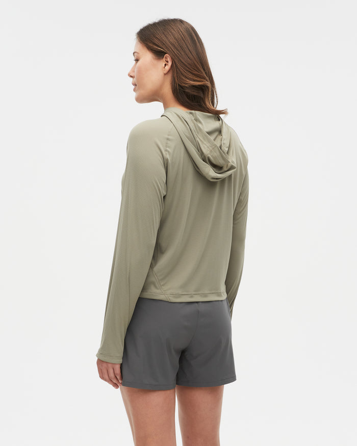 Bianca wearing the Saltbush top, size 10