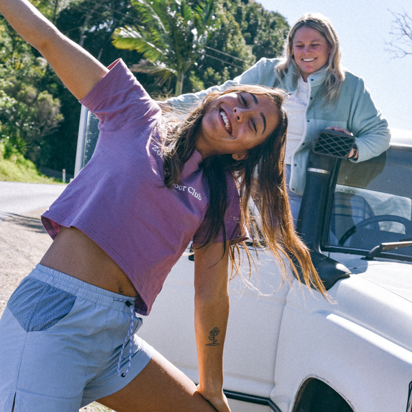 Outdoor Club Cropped Tee Lilac