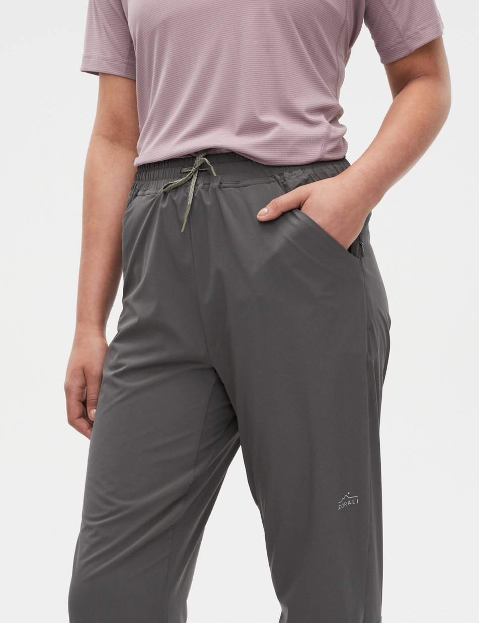 Drawcord waistband on the Ash Daylight™ Pants